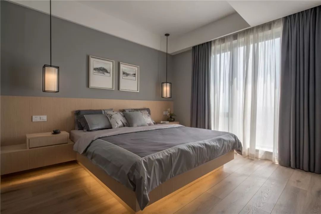 床头空荡荡是怎么回事,床头墙面空荡荡怎么办