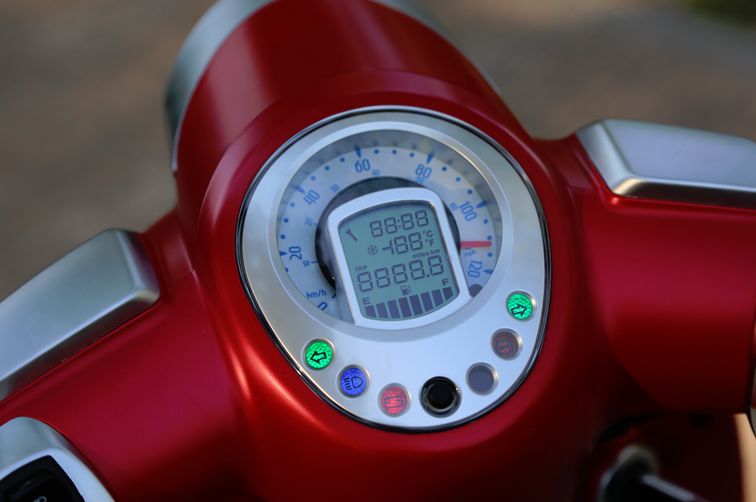 标致django150sport座高多少,两万左右复古踏板推荐