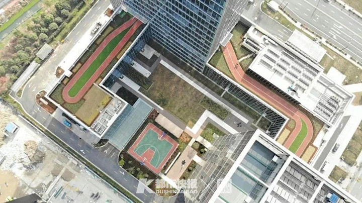 报告!杭州又发现一条舒适的屋顶跑道!杭州的大楼屋顶里,还藏着哪些秘密?