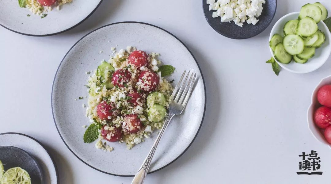 你的衣着暴露了你的层次,你说话的样子暴露了你的层次