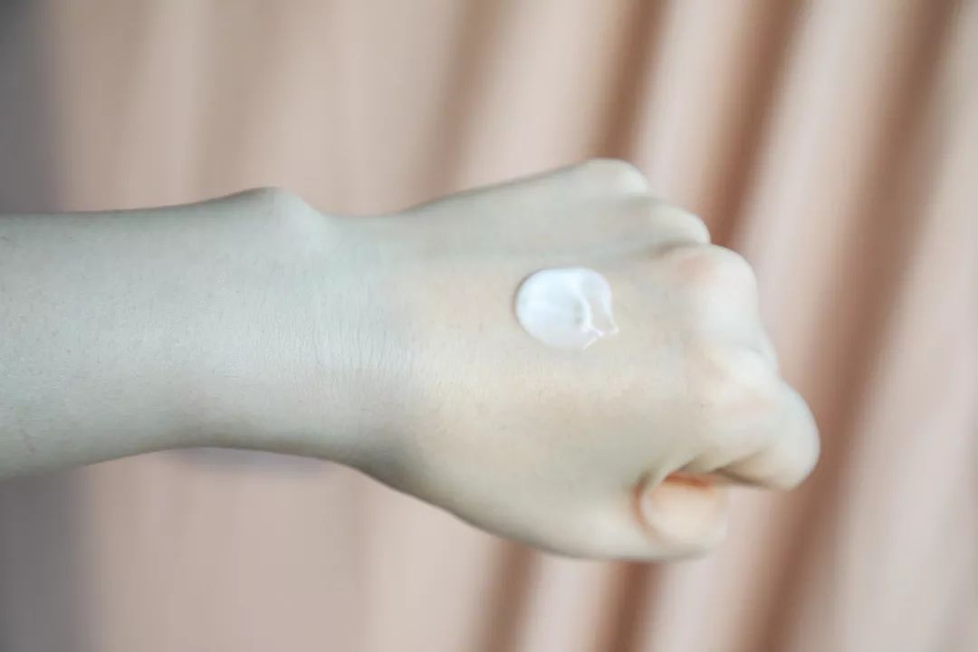 秋冬内搭必备神器,冬天只需这4件内搭每天不一样