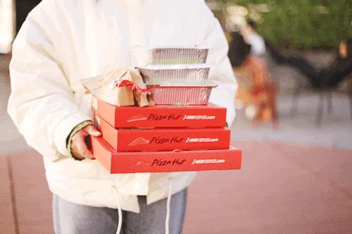 必胜客69元牛排披萨任选2份推荐,必胜客9.9披萨下单送烤翅蘑菇汤