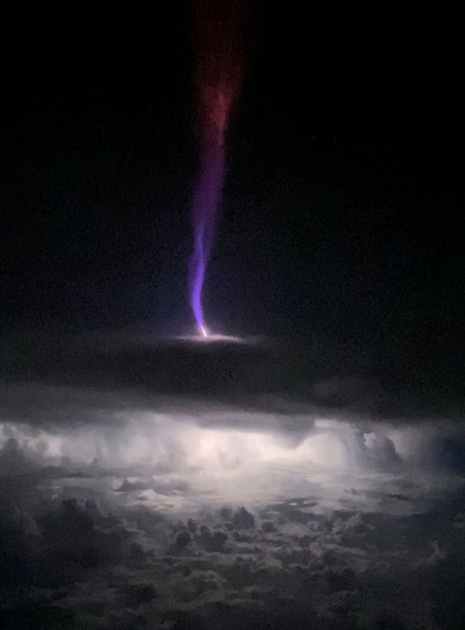 看万米高空之上的奇美罕见云,盘点那些超罕见的云