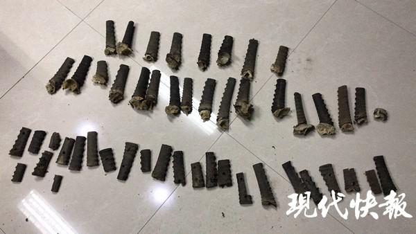 6人加价倒卖火车票被抓,6人盗剥中药树皮被捕