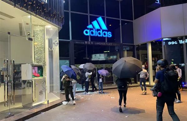 adidas最新代言人,adidas目前的代言