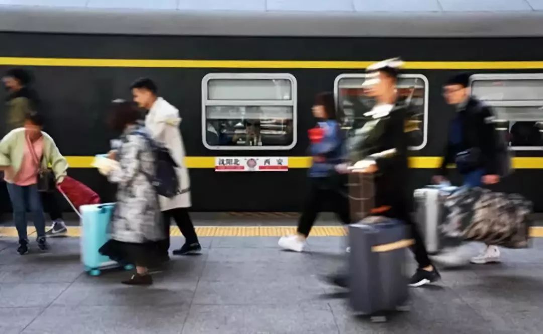 石家庄人快看！春节放假通知来了！假期怎么休？高速哪几天免费？怎样买到热门车票？点击查看详情！（附失物招领、限号提示）