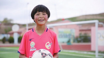 足下生辉的视频,足下生辉宝坻