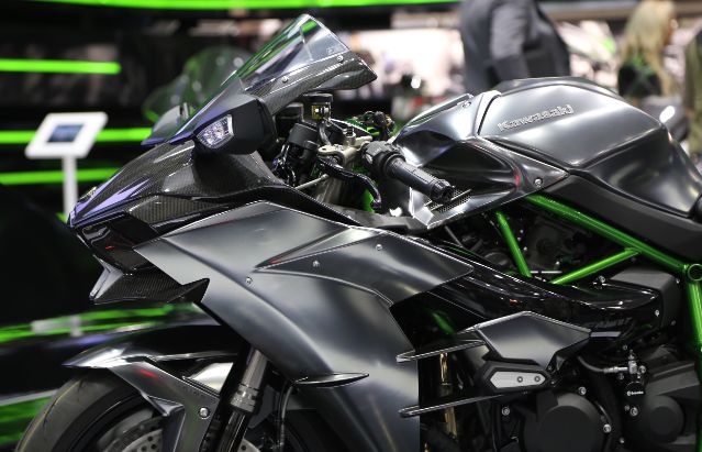 最新川崎zx10r评测,川崎zx-10r2021款摩旅