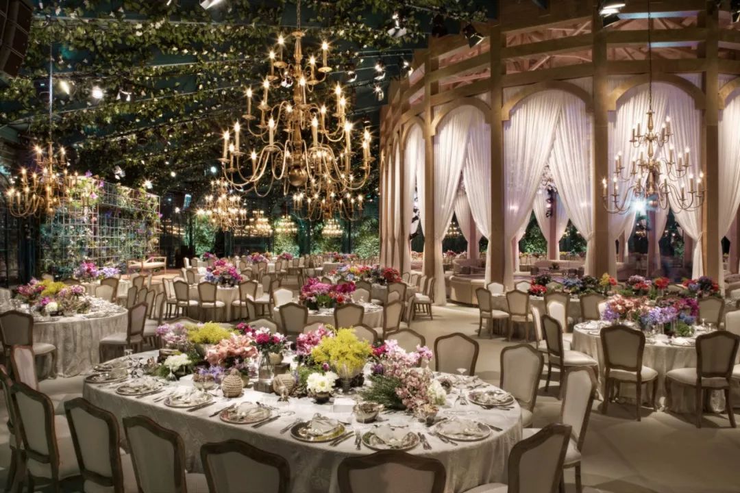 前院办婚礼后院摆酒席,这才是婚礼真正应该有的样子