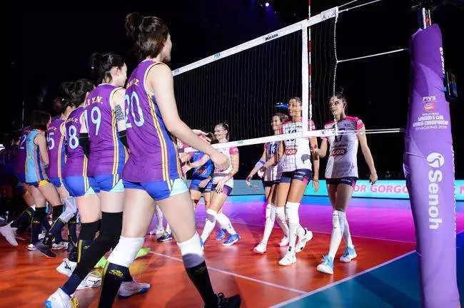 女排遭遇天津女排的时刻,天津女排垫脚事件