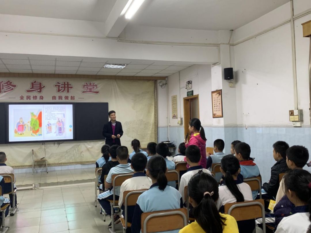 怎么克服内心恐惧症和自卑心理,自卑心理该怎么样改善