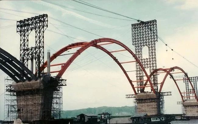 高明中一等奖,高明成就