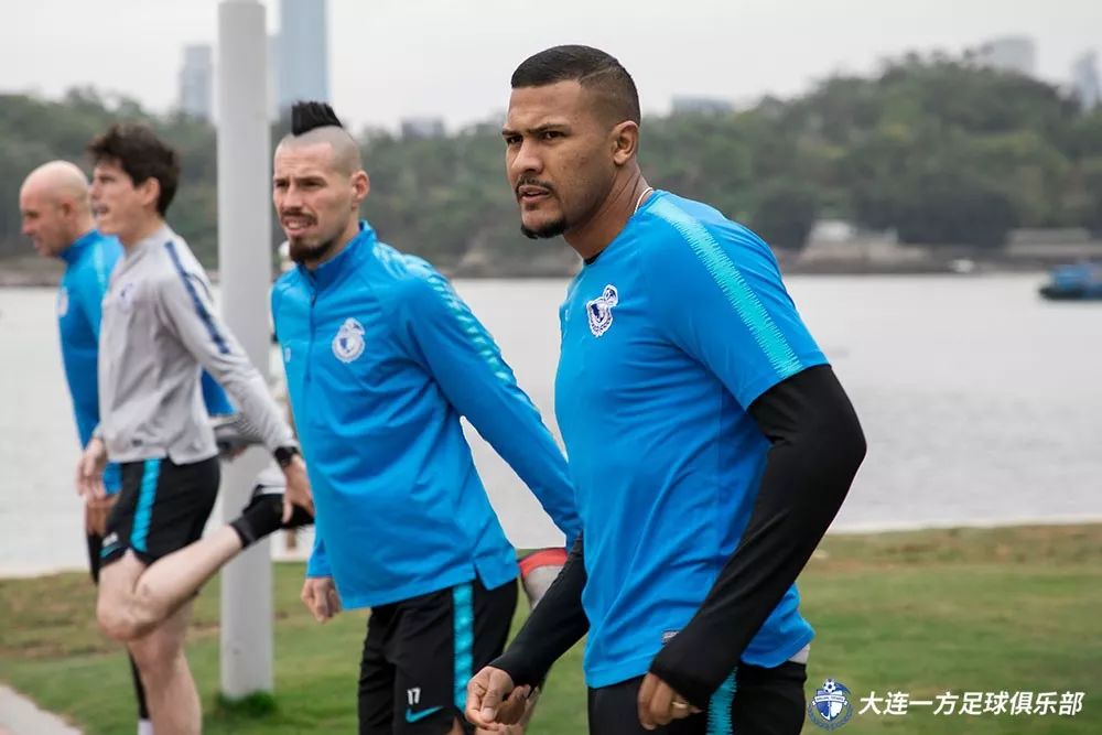 蓝队训练,蓝队参加集训