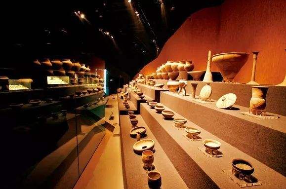 音乐会、馆藏展、*子烟电**花秀……这是青羊送给你的年货！