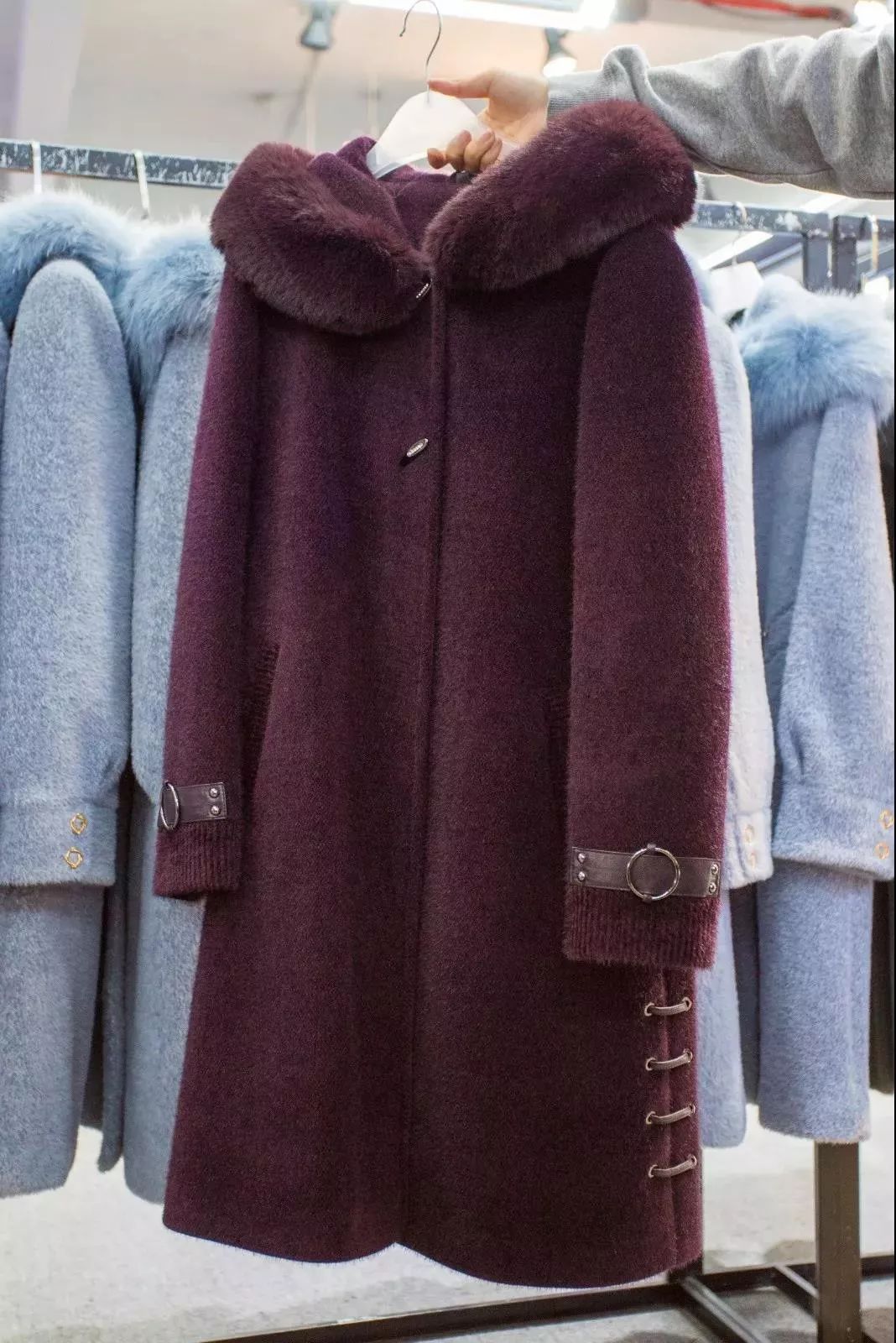 羽绒城清仓特价直播,羽绒服装清仓