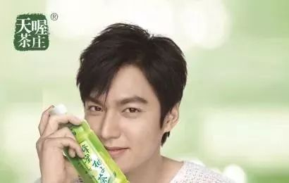 宸ㄤ簭42浜胯懀浜嬮暱鏄皝,宸ㄤ簭40浜胯懀浜嬮暱