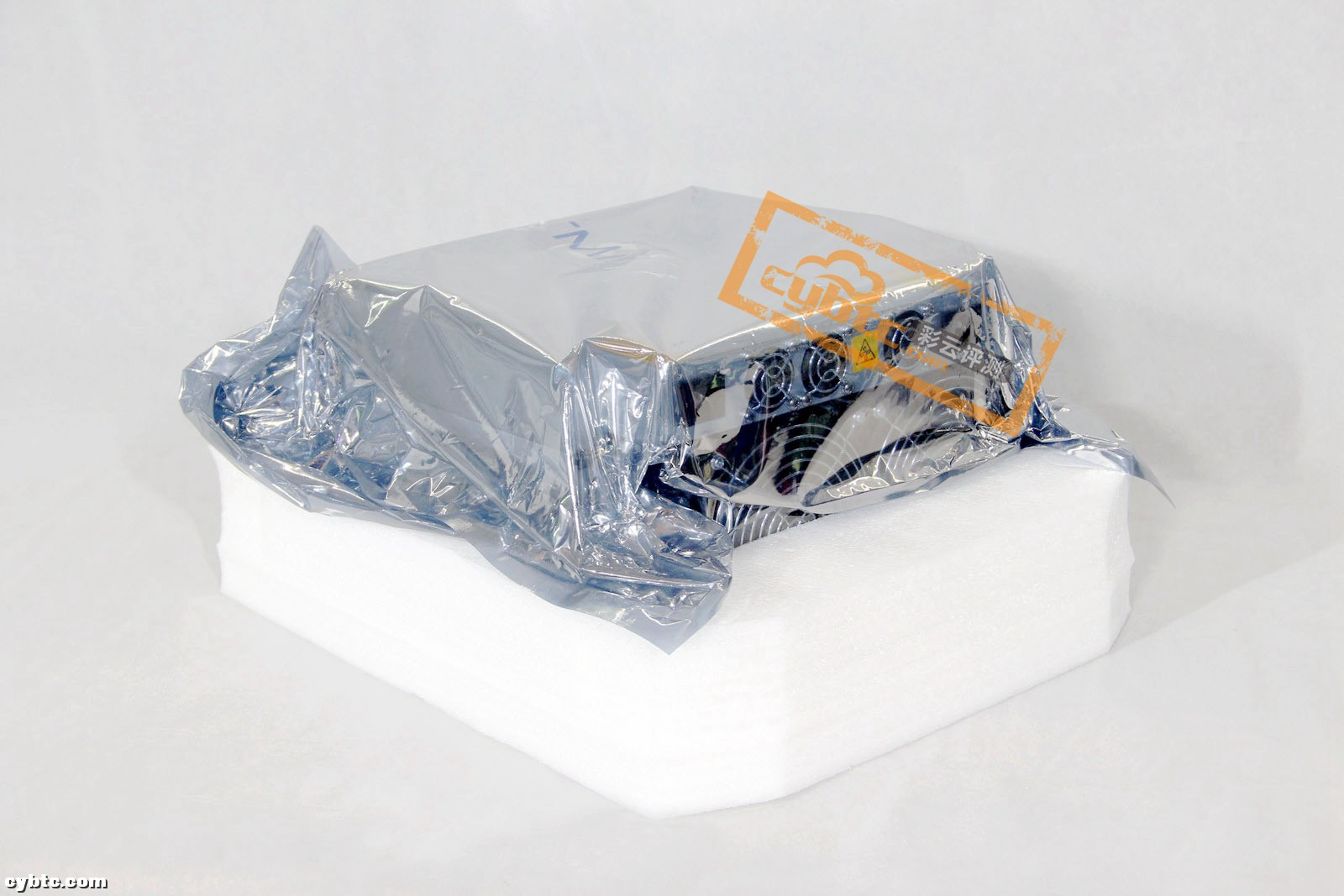 彩云评测|比特大陆旗舰*币特比**矿机蚂蚁S17+76T