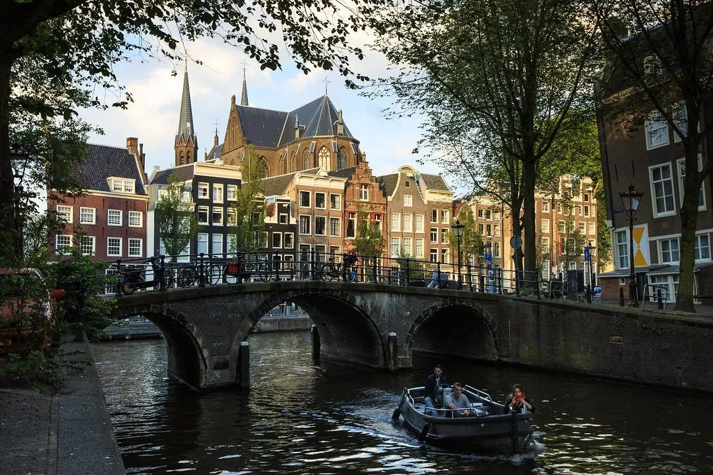 「旅游」限时特价｜阿姆斯特丹出发10天9夜，最低697欧起，饱览挪威峡湾，体验极致自然风光的北欧经典邮轮之旅