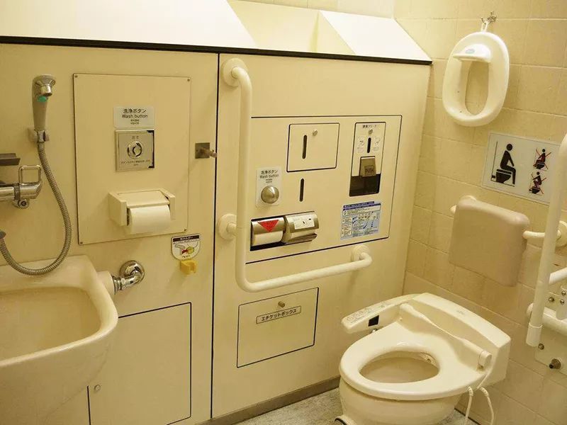 日本的厕所有多小,日本的厕所是怎样的