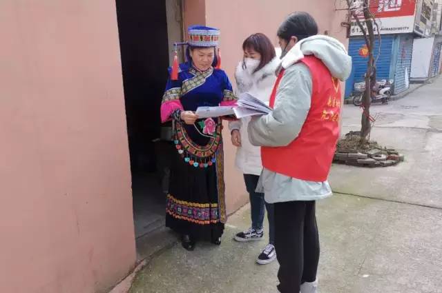 疫情防控基层志愿者在行动,防控疫情党员志愿者在行动