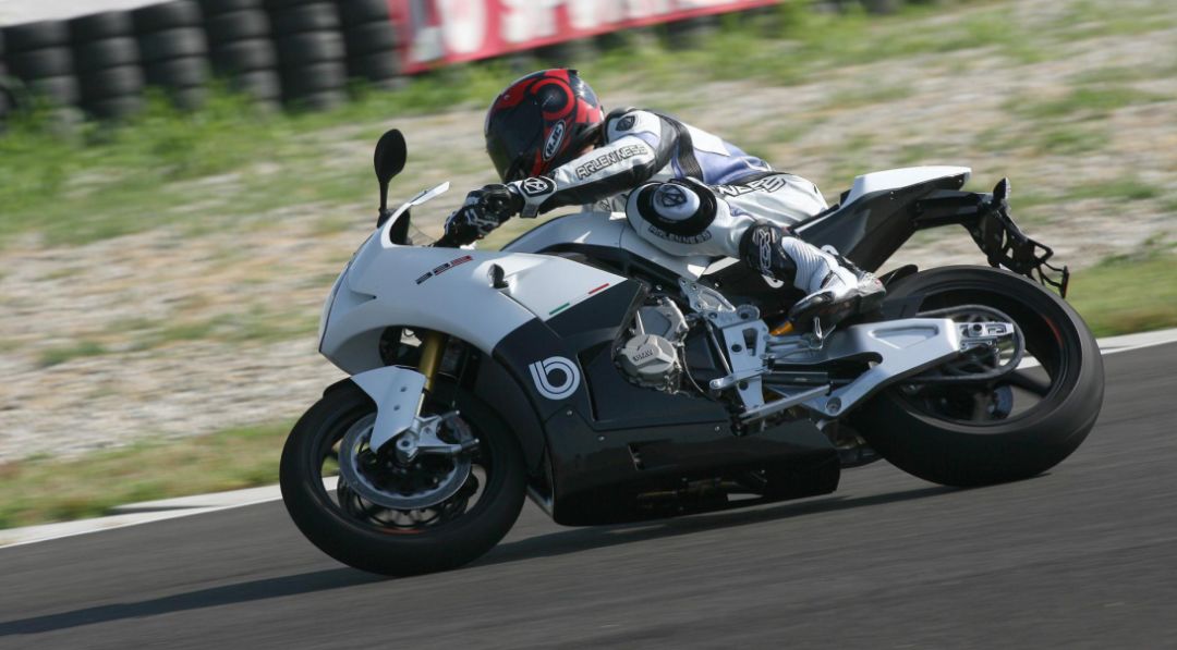 杜卡迪摩托车发展史简介,杜卡迪在摩托车界的地位如何