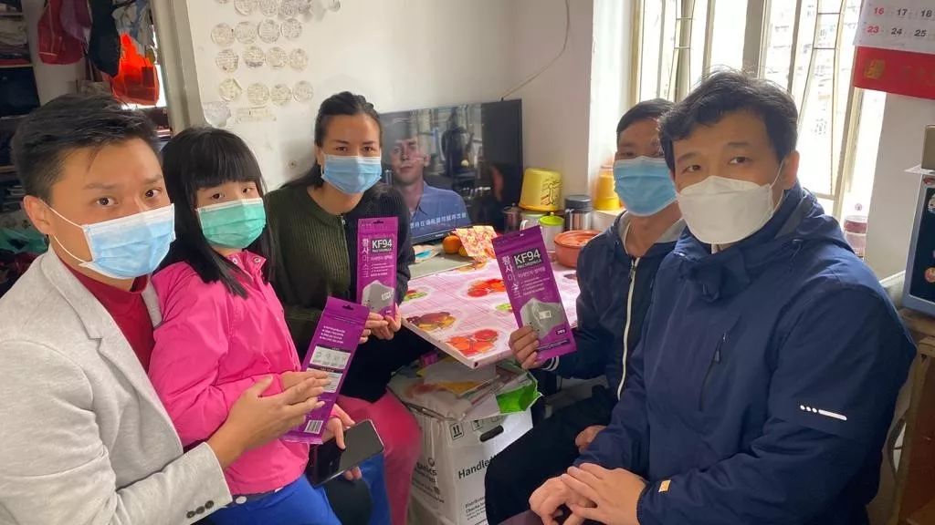 捐物资抗疫情,捐赠物资抗击新冠