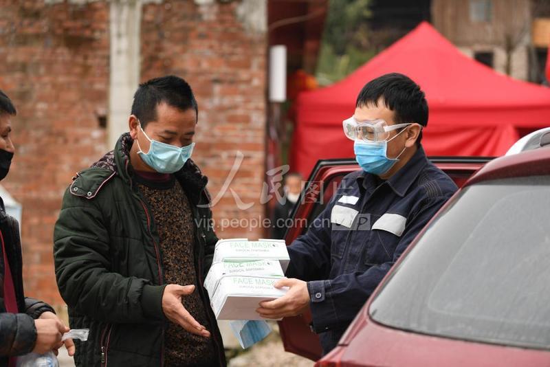 货郎书记抗疫扶贫,货郎书记抗疫扶贫路