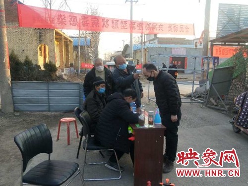 抗疫前线的党员干部,坚守在疫情一线乡镇干部