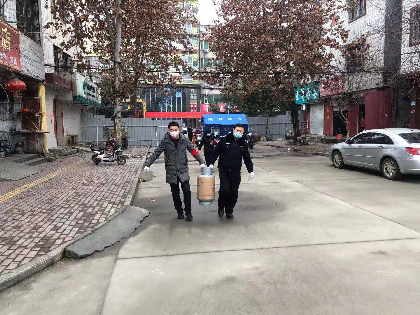 桐柏县城关镇疫情防控志愿者 (桐柏县大河镇战役一线贴心人)