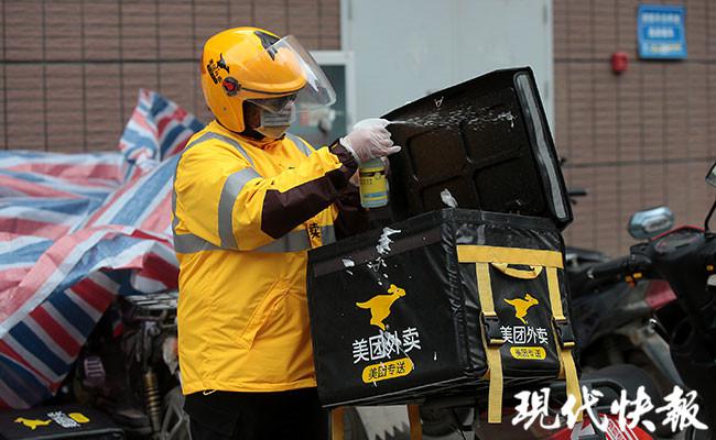 辛苦在前线的人员,辛苦在外的工作人员们