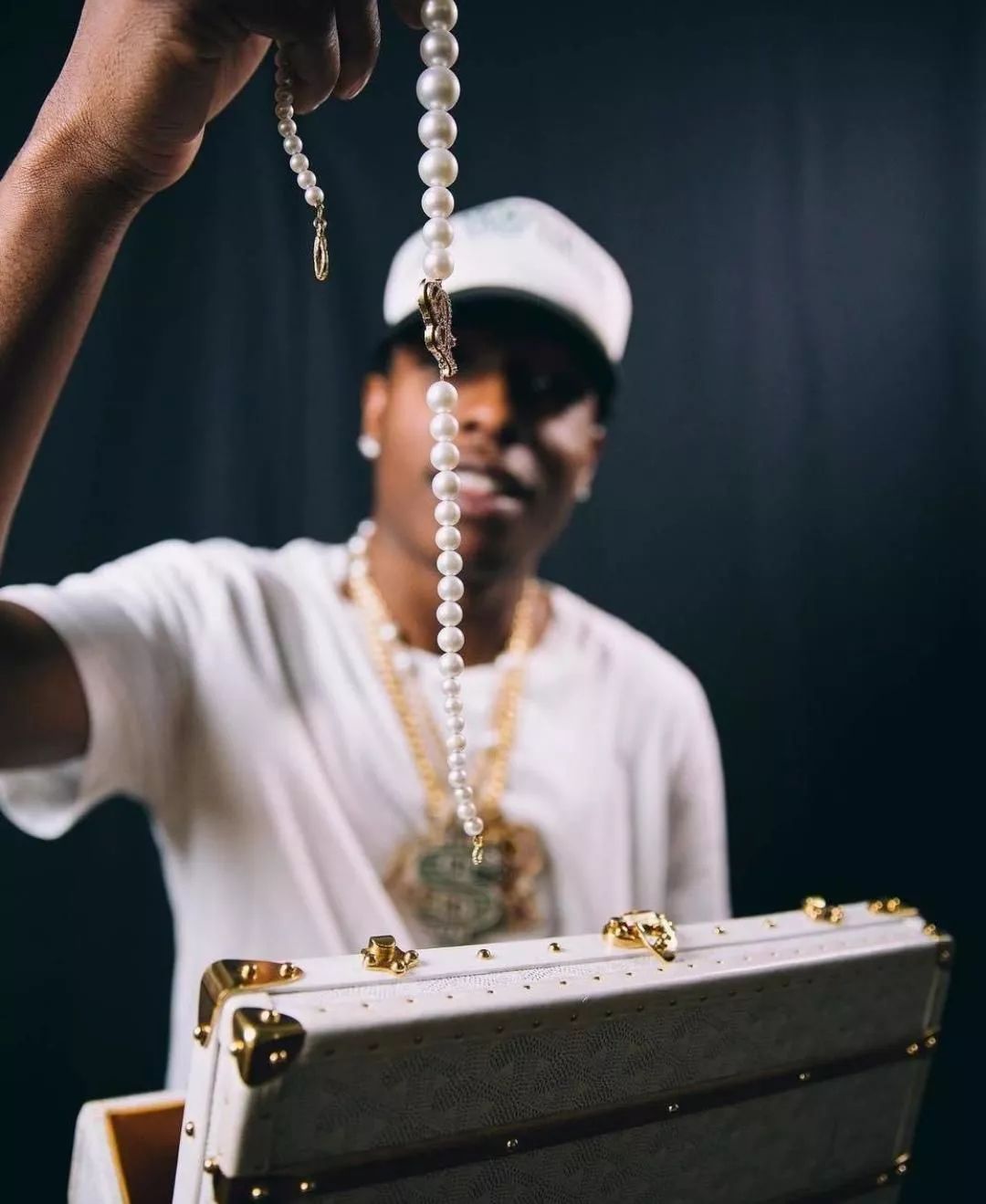 赶紧入手|一起做个戴珍珠项链的*男美**纸