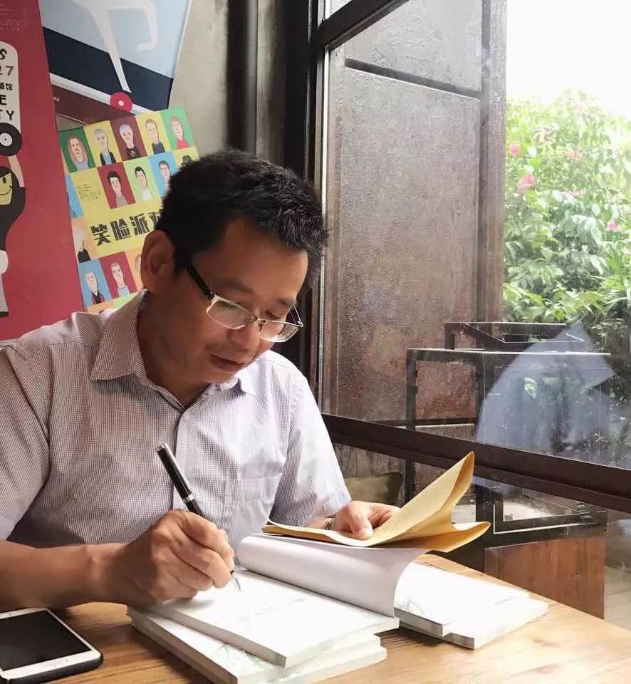 凝望每一双眼,胜利终将来到身边!|文艺佛山,共同战“疫”