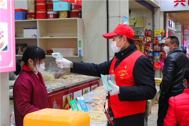 众志成城战疫情爱心传递送温暖,战疫传递温暖