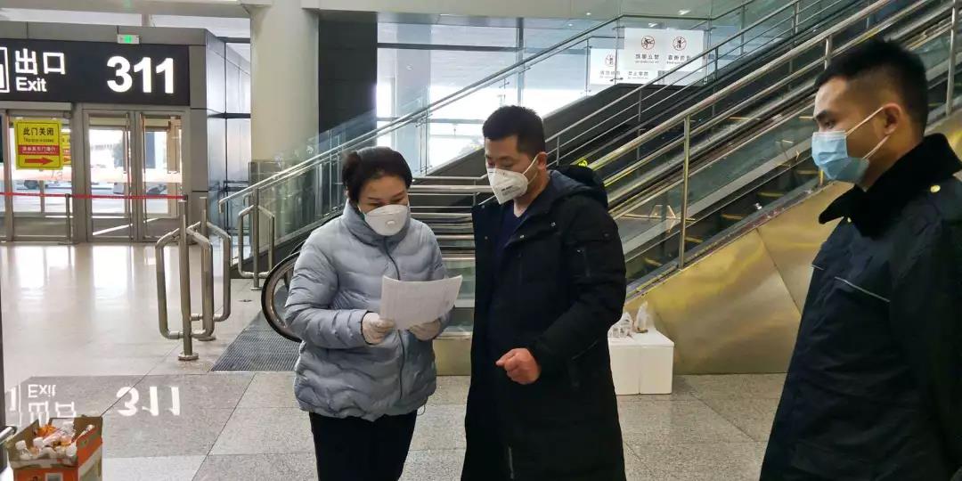 空港“娘子军”战疫记：紧缺物资全球购24小时值守