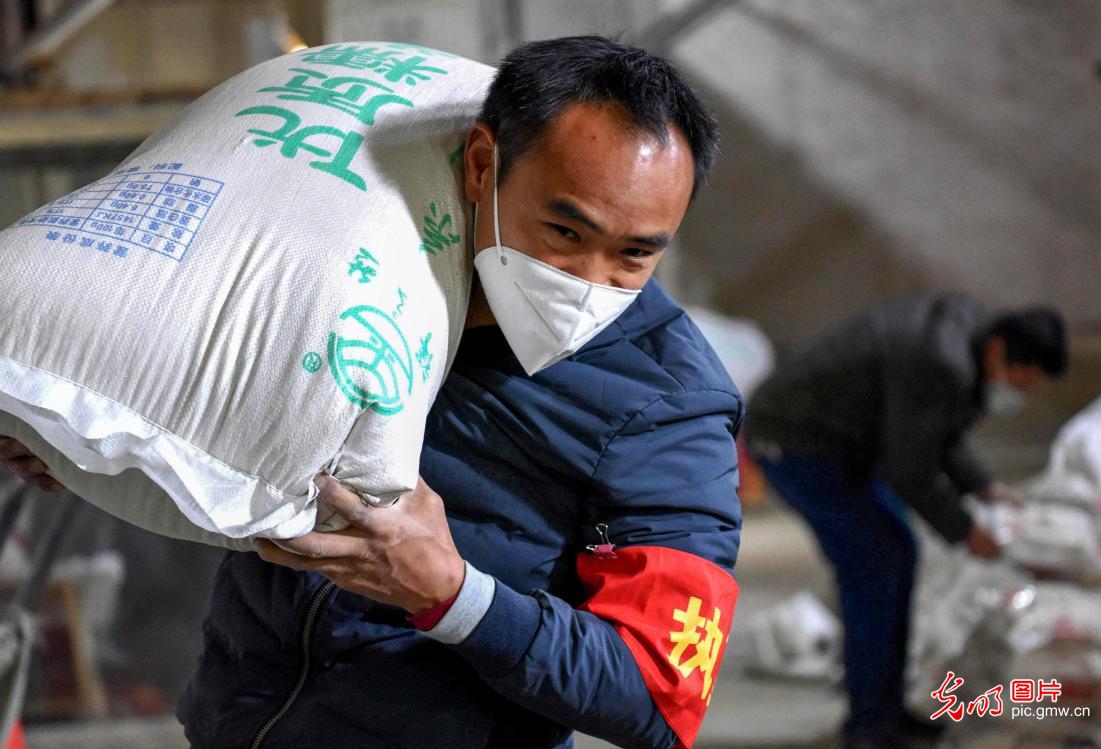 同心战疫使命担当在一线,同心战疫退役军人显本色