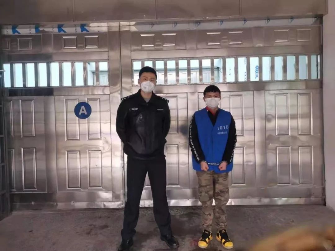 假借售卖口罩诈骗案,以售卖口罩为由诈骗近万元