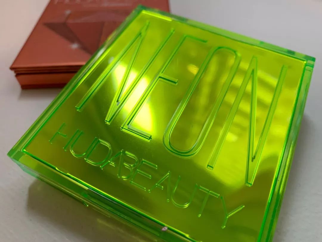 想见你｜你离偶像剧女主的神颜只差这几样彩妆单品