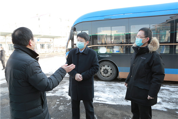领导慰问疫情防控一线的工作人员,集团领导慰问抗疫一线工作人员