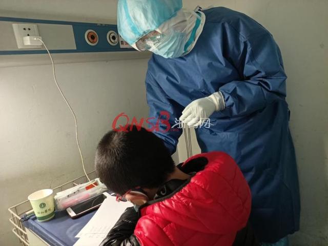 武汉90后医院男护士,武汉病房男护士