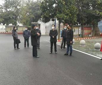 萤火之光照亮一角——小记抗疫战斗中的基层*党**员王庆