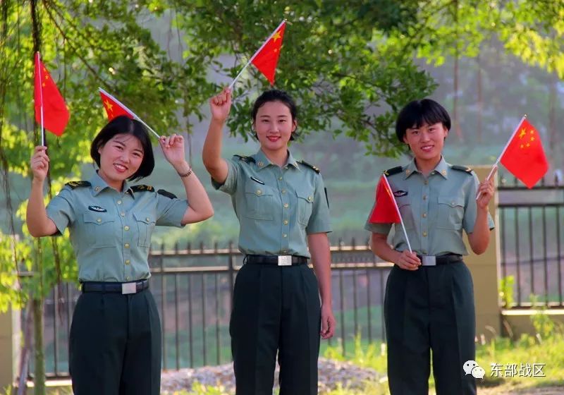 女兵最美的样子,女兵的美