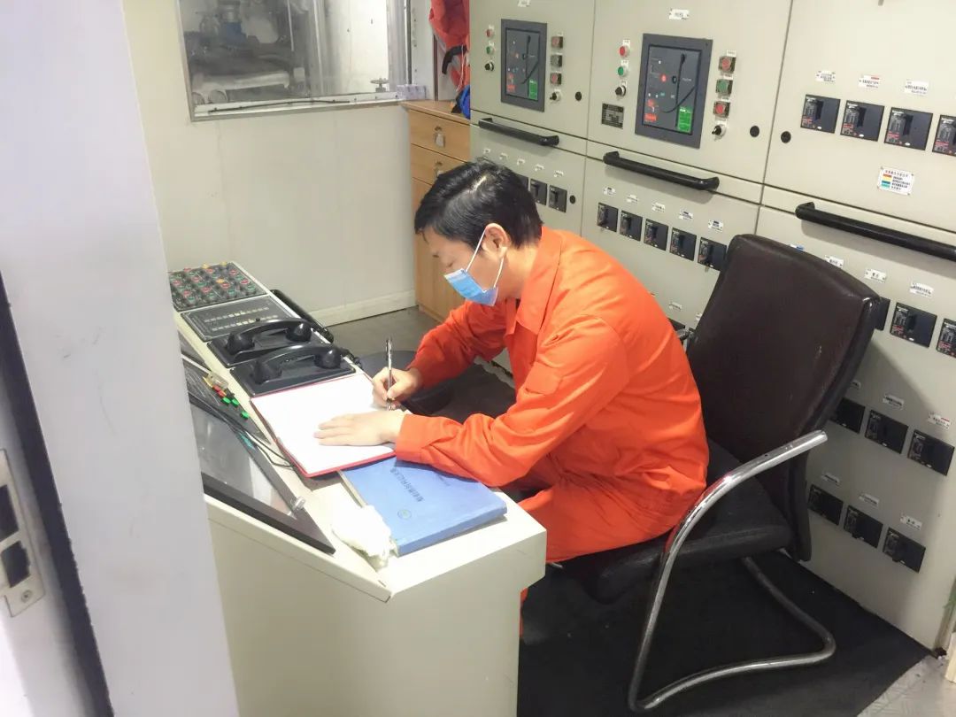 身边的感动完整视频,身边的温暖瞬间