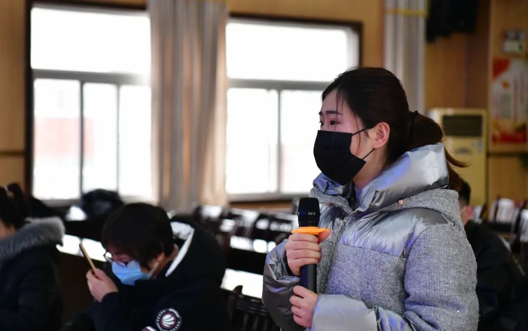 他们是阜阳“战疫”青年！今天，这场记者会令人感动...