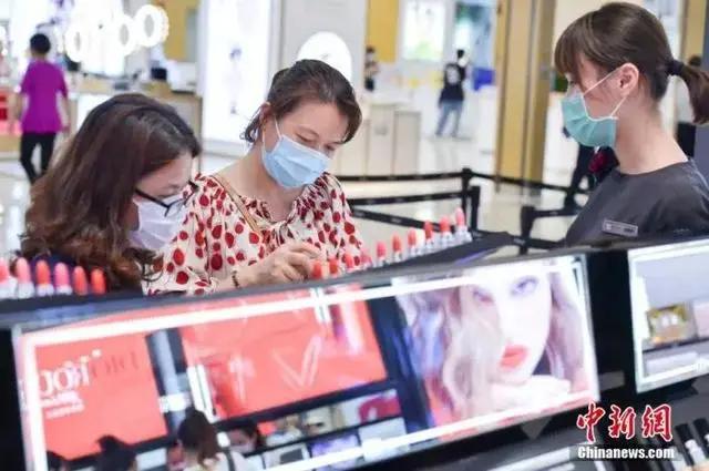 万万没想到口红,口罩vs口红