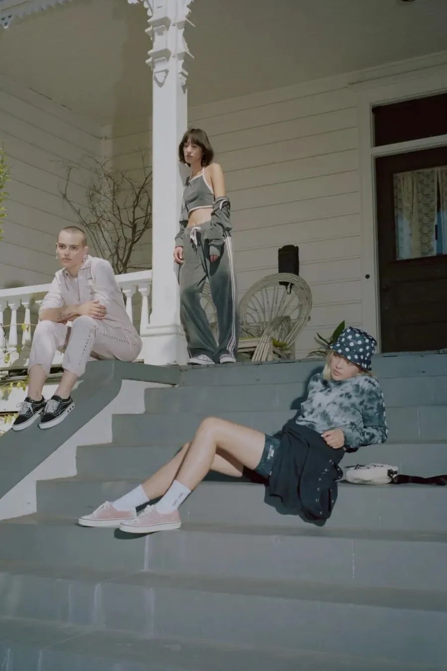 kfc联名鞋子,kfc炸鸡联名