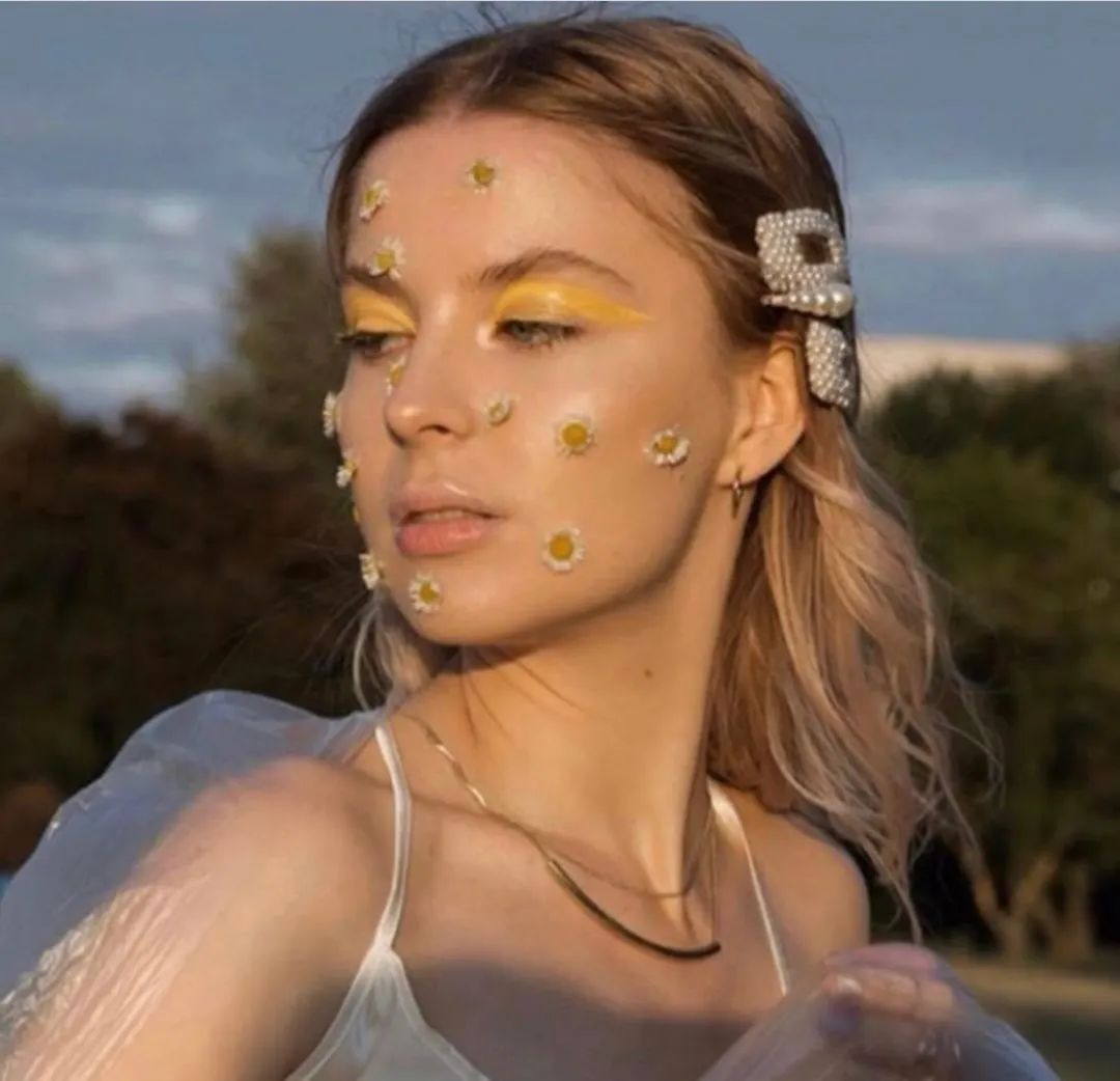 戴口罩脸上长闭口粉刺怎么办,戴口罩鼻子起痘长闭口