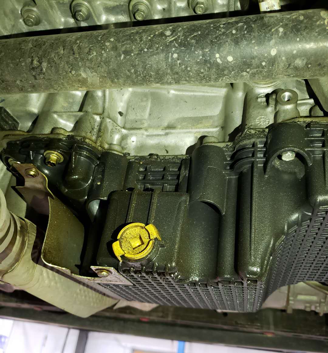 2019福特金牛座漏油,福特金牛座油底壳缺陷