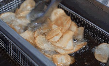 袋装薯片好吃还是盒装薯片好吃,是袋装薯片好吃还是桶装薯片好吃