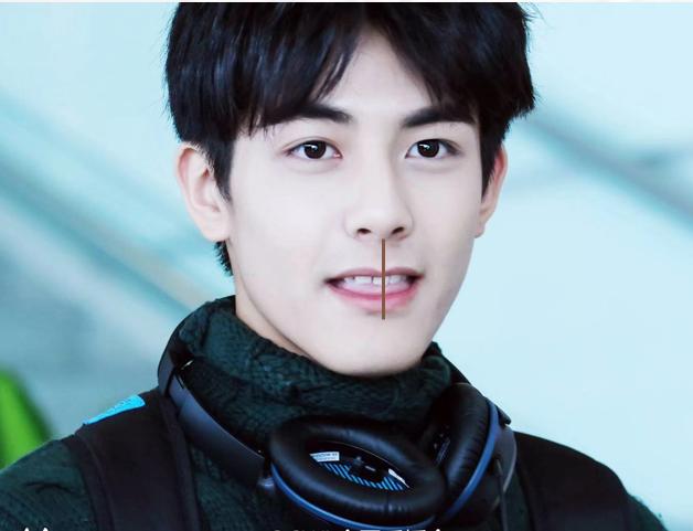 门牙中间有缝是否影响运势,门牙开缝是不是很丑