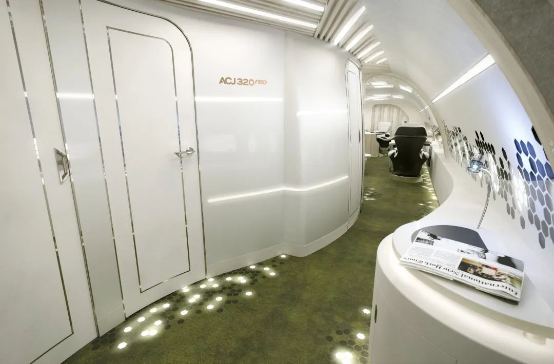 现在包一架飞机居然可以跟订机票一样简单